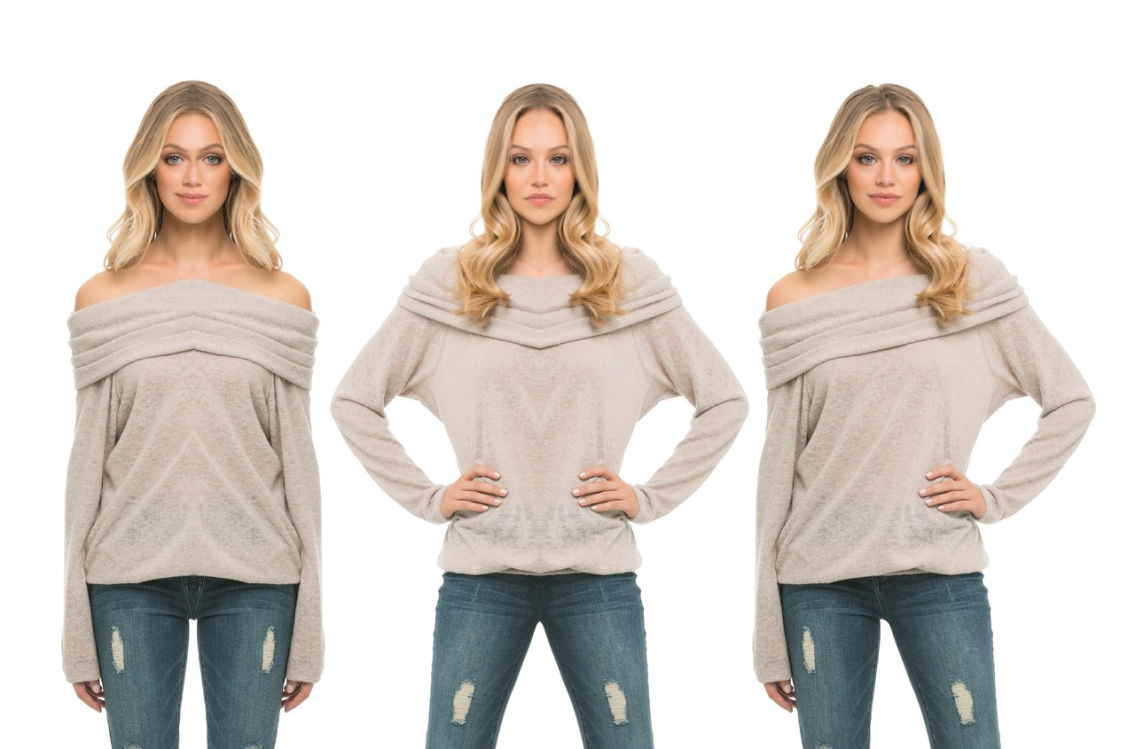triplets, identical, women-4744400.jpg